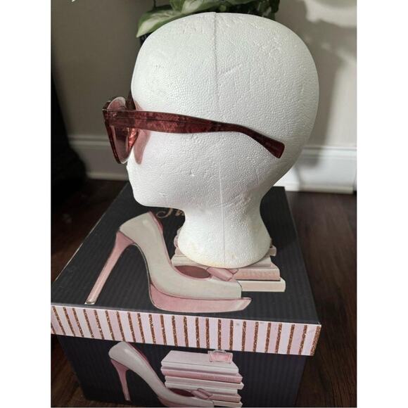 Steve madden bold oversized frame main image 2
